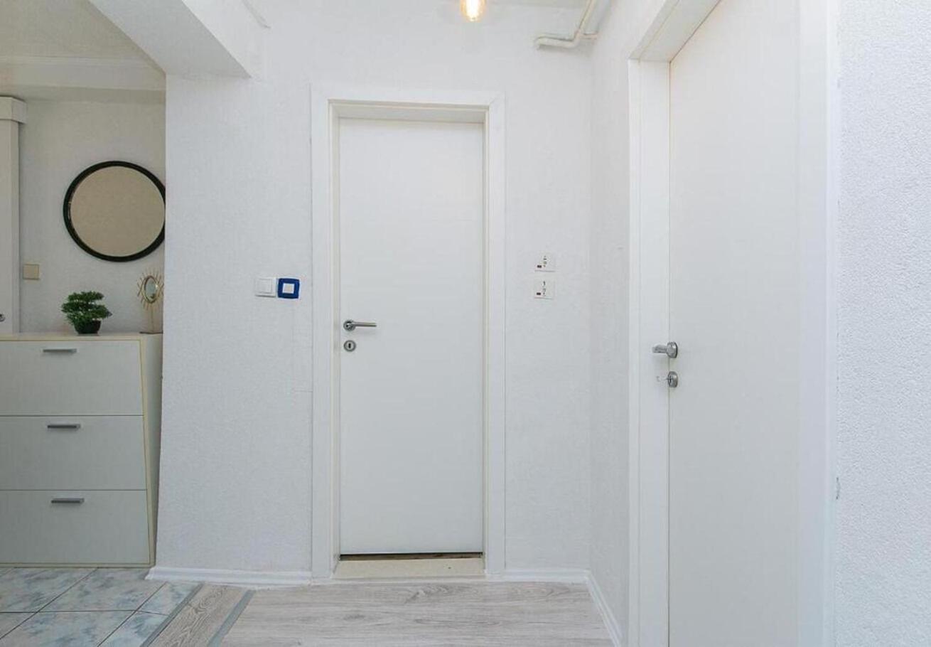 Apartment Jure Brist Esterno foto