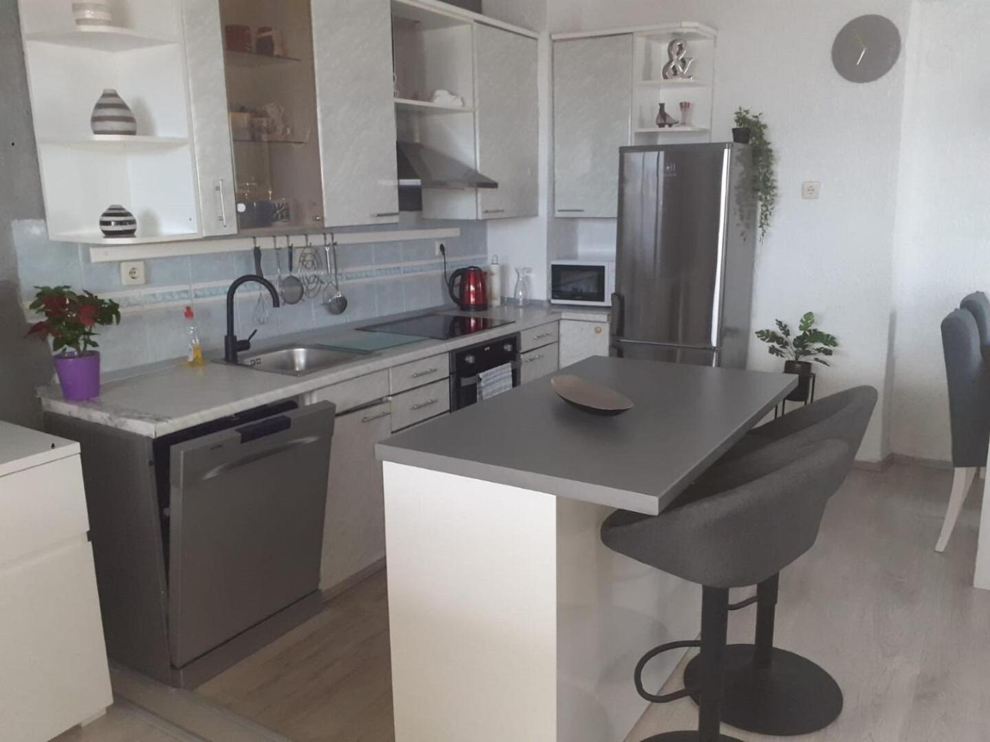 Apartment Jure Brist Esterno foto